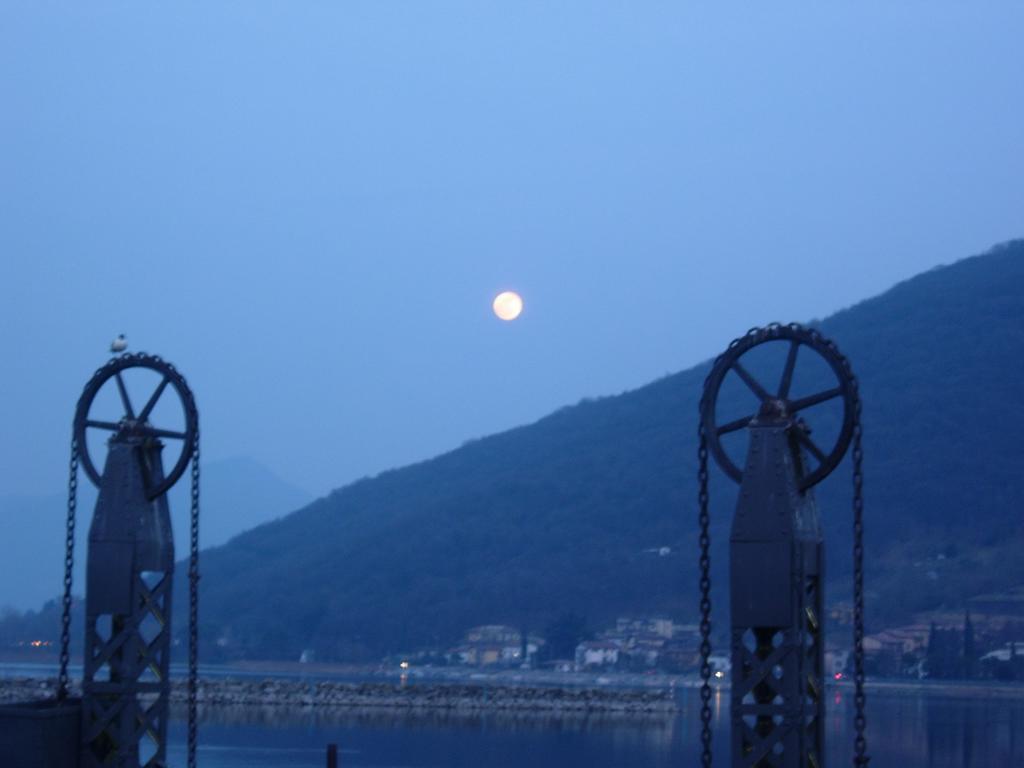 B&B Aria Di Lago ปาราติโค ภายนอก รูปภาพ