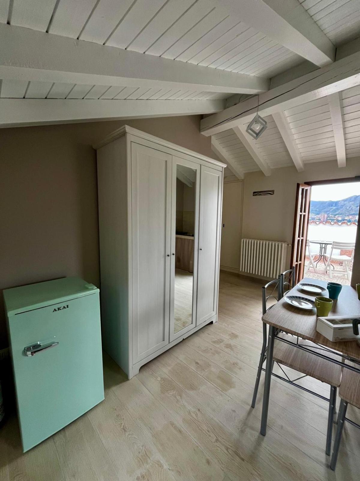 B&B Aria Di Lago ปาราติโค ภายนอก รูปภาพ