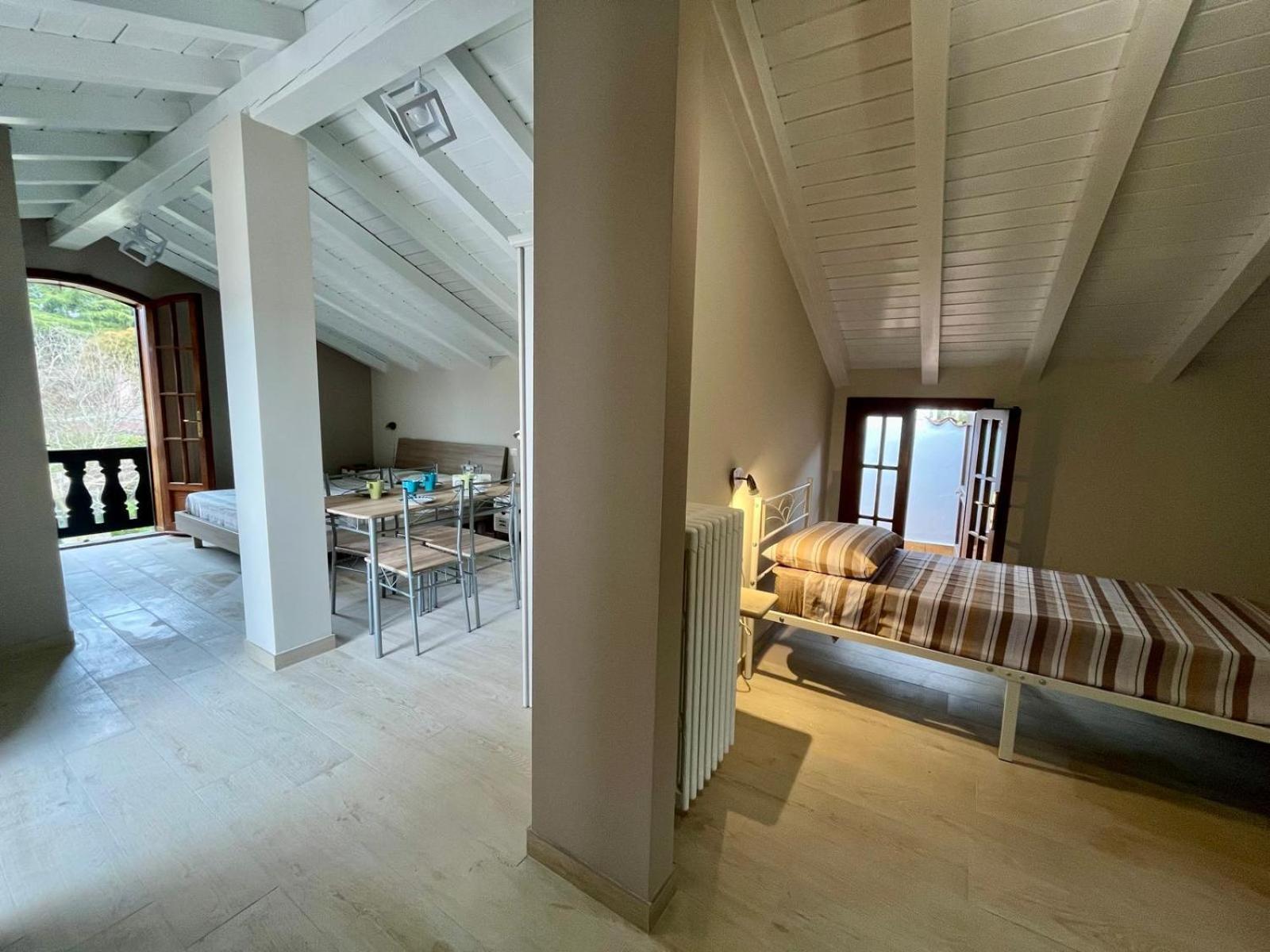 B&B Aria Di Lago ปาราติโค ภายนอก รูปภาพ